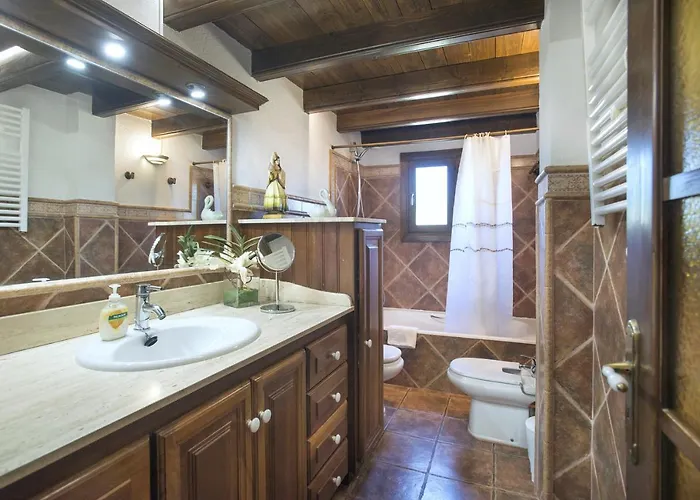 Owl Marvil - Exclusive Holidays Польєнса